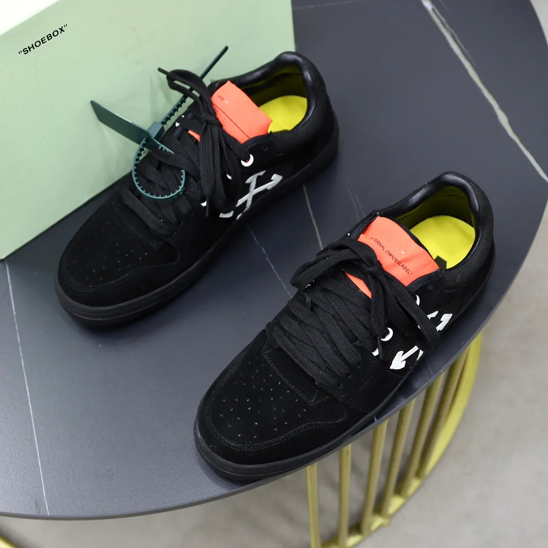 Men's shoes: 462💰💶【off-white】👫 Original one-to-one replica, high-end quality🥳The latest model has not been listed on the official website yet, the top version. Fabric: Imported original leather splicing Lining: Imported breathable mesh Outsole: Original rubber soft, light and wear-resistant Outsole Male 38-44 (customized for 45 and 46)